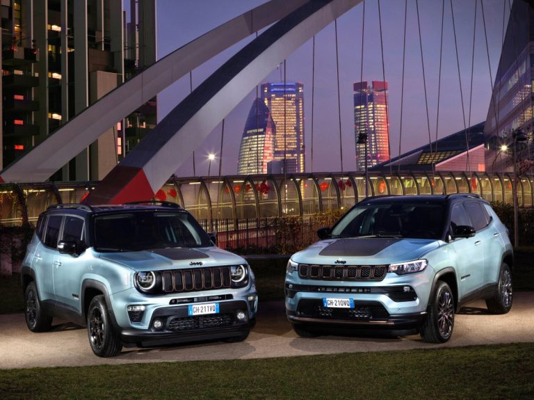 Los Jeep Renegade y Compass reciben las nuevas versiones e-Hybrid