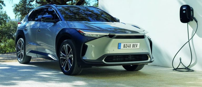 El Toyota bZ4X es más eficiente que el Tesla Model Y: Hasta 516 kilómetros de autonomía