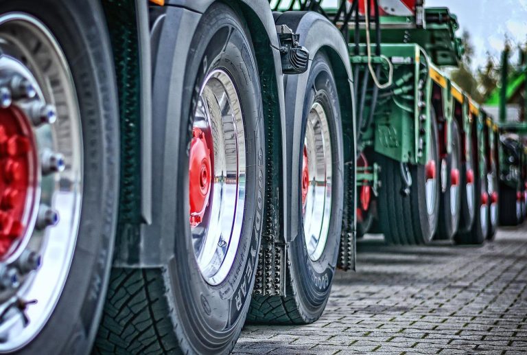 R1 Gama presenta las nuevas gamas eléctricas de Renault Trucks en España