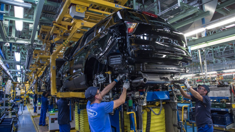 Ford Almussafes fabricará los nuevos vehículos eléctricos de la marca: su futuro deja de ser una incertidumbre