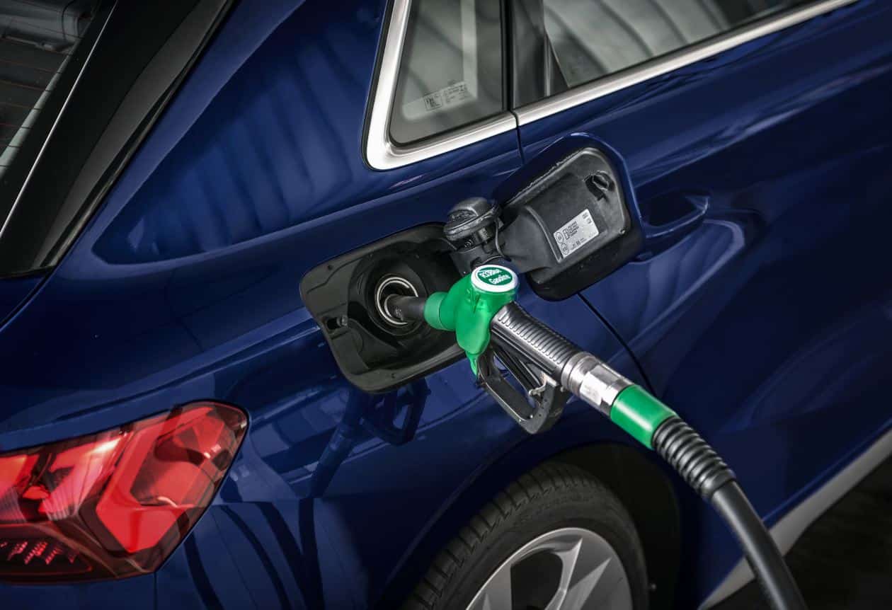 ¿Qué es el combustible R33 que usa Audi en sus coches nuevos cuando los entrega?