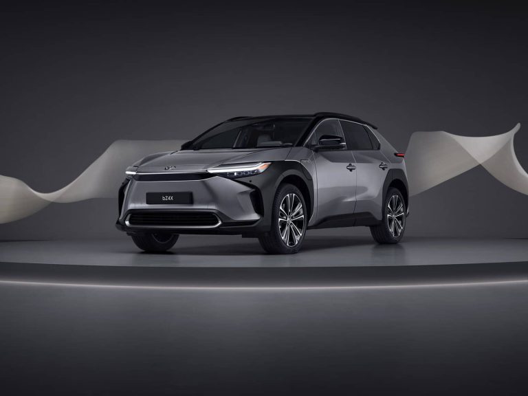 Ya puedes adquirir el Toyota bZ4x para España: no es barato