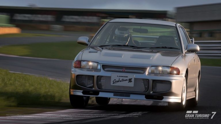 Nueva actualización 1.35 para Gran Turismo 7: ahora con tres nuevos coches y pruebas