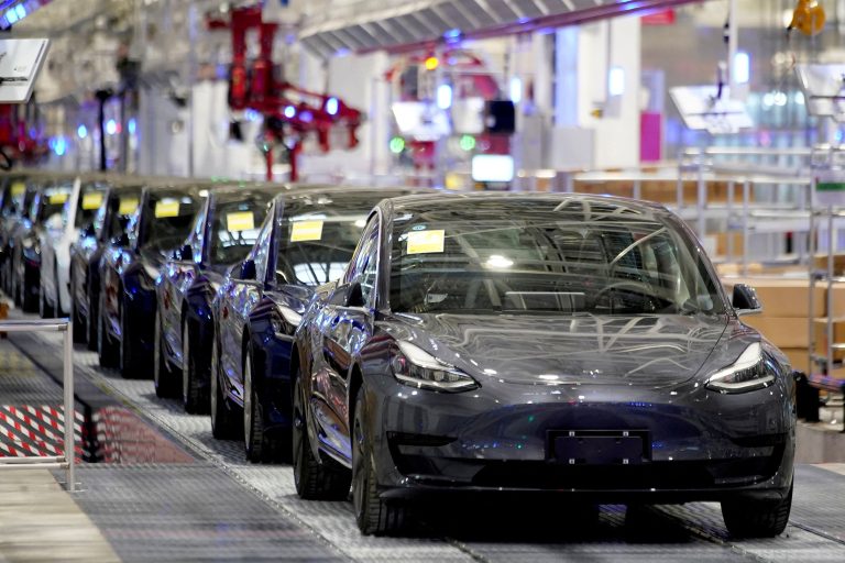 Tesla no abrirá su fábrica en Valencia: no les ha sentado bien la filtración de sus planes