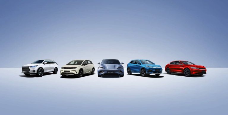 BYD sube la apuesta: sus coches ahora vienen con garantía de 6 años (o 150.000 kilómetros)