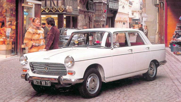 Europa quiere prohibir los cromados en los coches en 2024: ¿por qué?