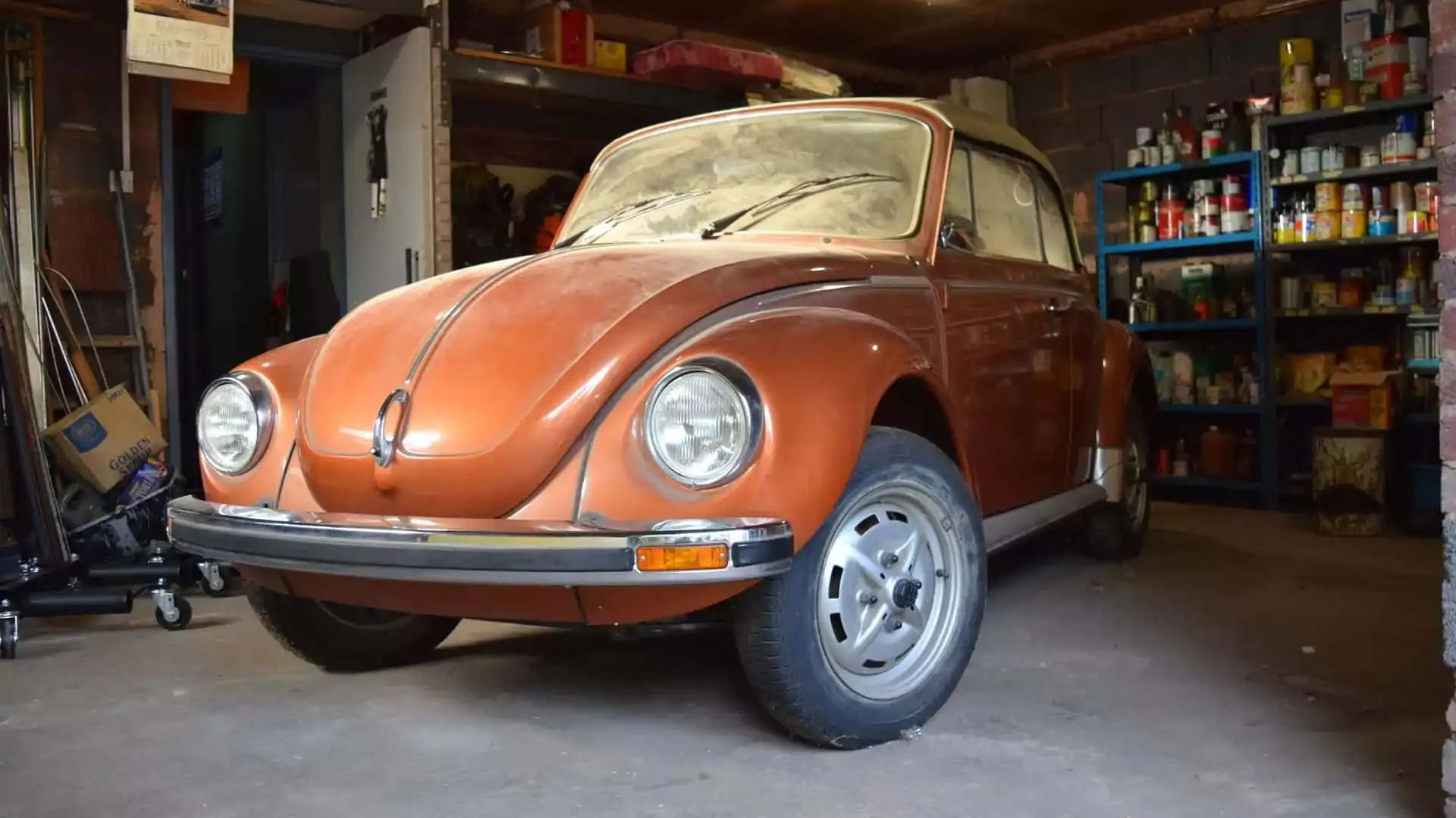 1979-volkswagen-beetle-cabriolet-with-two-miles