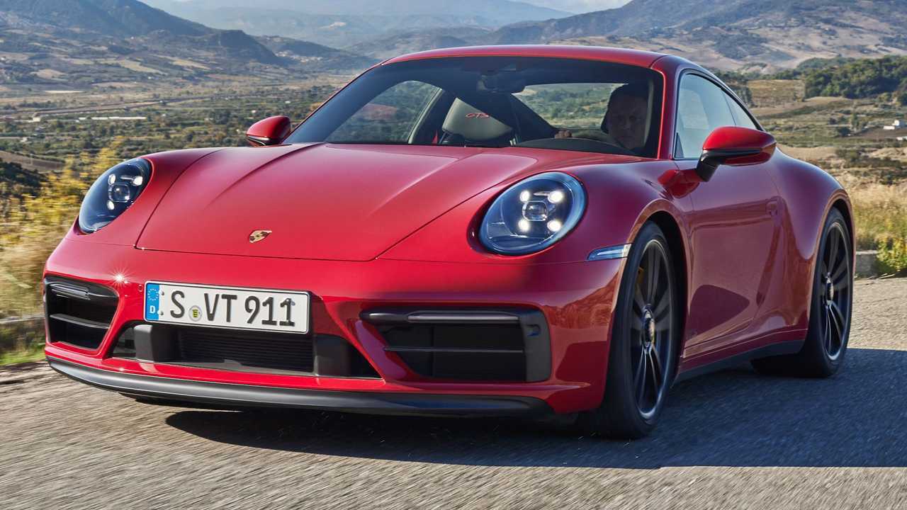 El primer Porsche 911 híbrido llegará en 2025
