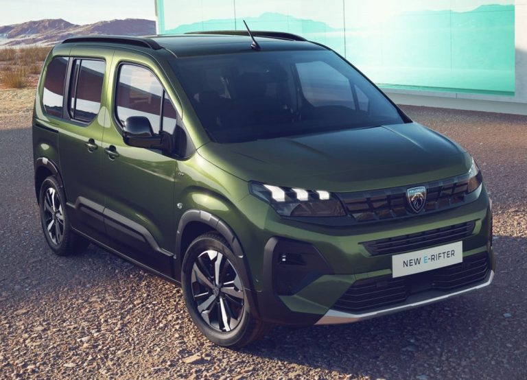 La Peugeot e-Rifter 2024 se pone al día: hasta 320 kilómetros de autonomía y 7 plazas