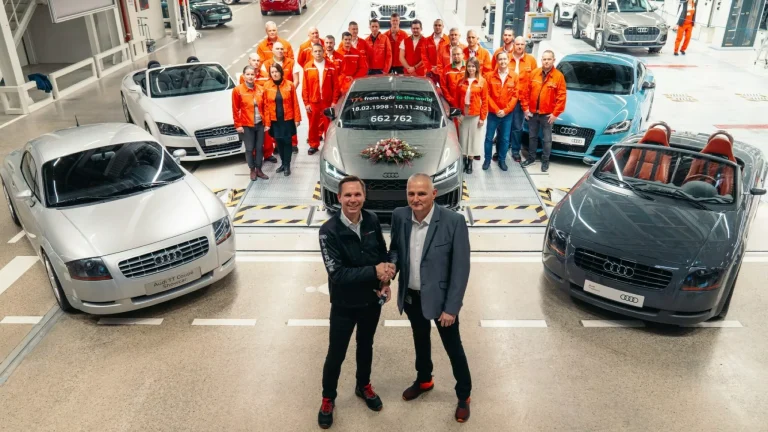 Sale de fábrica el último Audi TT: el fin de una era que no volverá