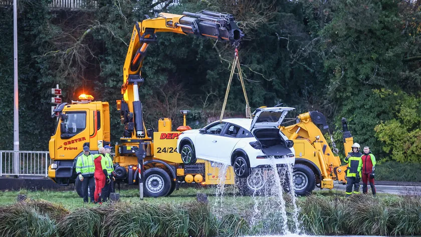 Cazado durante un naufragio: así es el nuevo Lancia Ypsilon con demasiado ADN común con el Peugeot 208