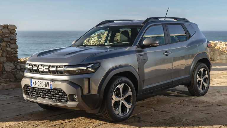 El Dacia Duster 2024 ya tiene precios en España: el superventas es ligeramente más caro