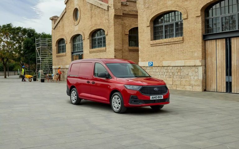Ford Transit Connect PHEV 2024: más de 100 km de autonomía eléctrica