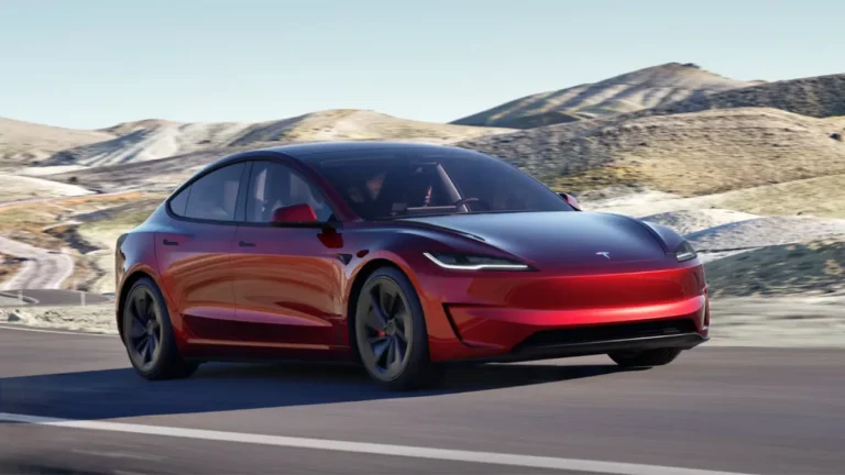 El Tesla Model 3 Performance ya es oficial: el más rápido y dinámico llega con 460 CV y un 0-100 km/h en 3,1 segundos