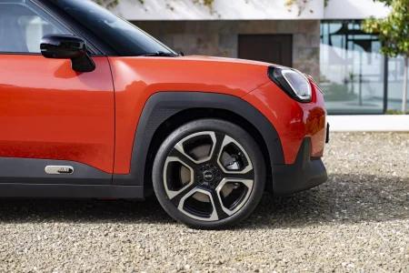 MIN-Aceman-74-2048×1366