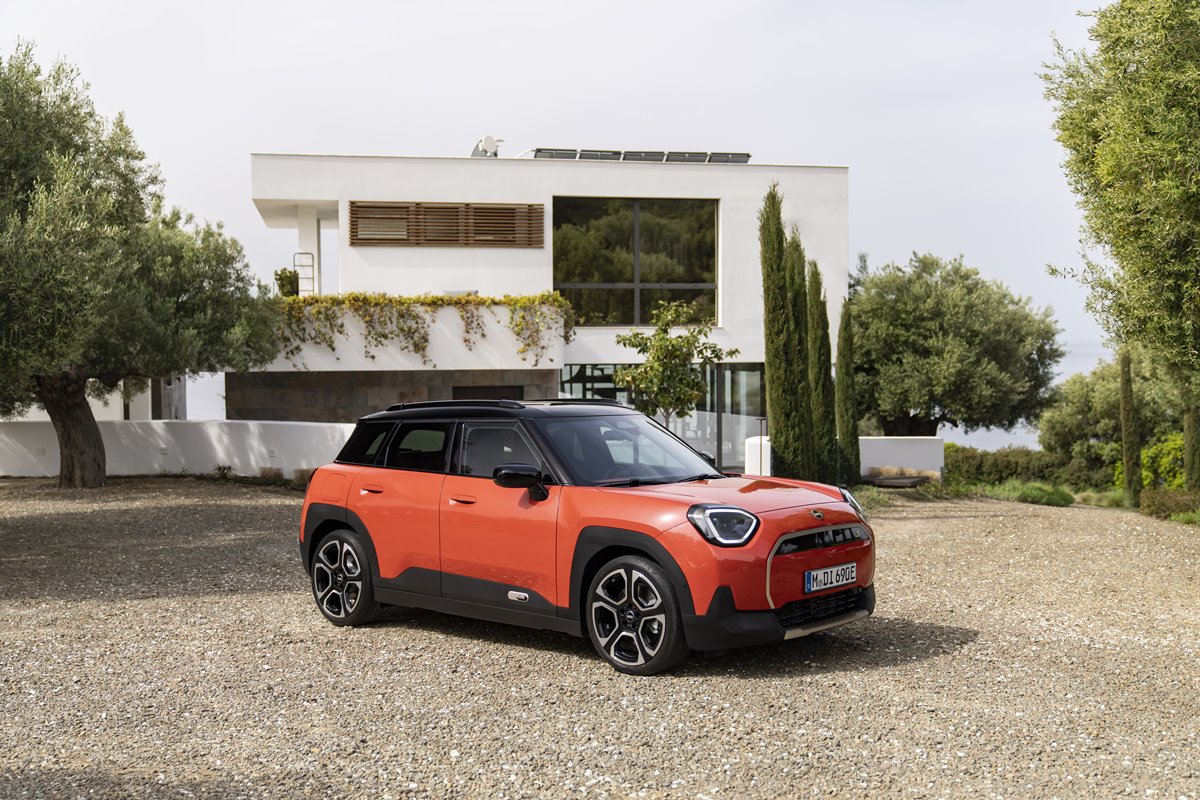 El MINI Aceman ya está disponible y no es nada barato (y podrá ser peor)