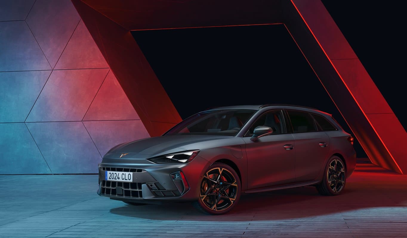 El CUPRA León VZ e-Hybrid ya en España: 272 CV y 125 km de autonomía eléctrica