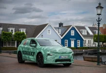 El SUV Skoda Elroq anuncia sus tres baterías y autonomía que ofrecerá: ¿será competitivo?