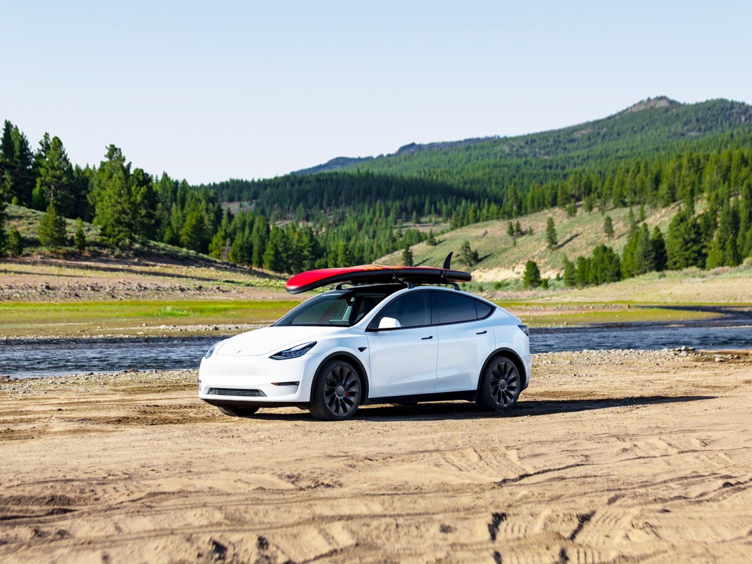 Tesla podría lanzar un Model Y más familiar en Octubre… ¿antes del Y Juniper?