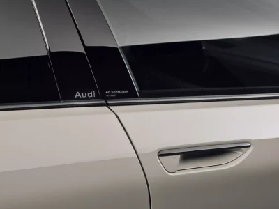 2025-Audi-A6-e-tron-23-2048×1536
