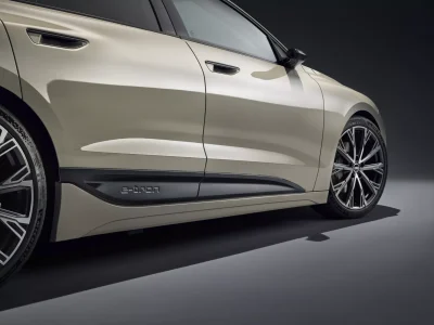 2025-Audi-A6-e-tron-22-2048×1536