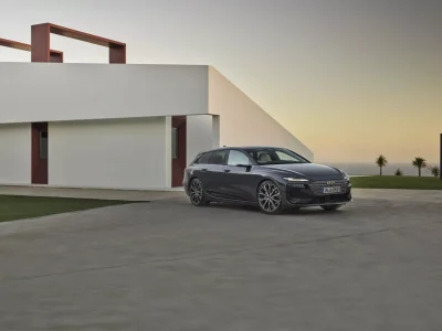 2025-Audi-A6-e-tron-49-2048×1536