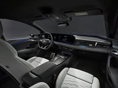 2025-Audi-A6-e-tron-75-2048×1536