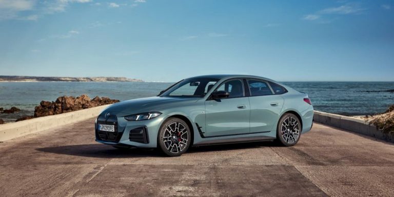 ¿Algo está cambiando? BMW logra vender más eléctricos que Tesla en Europa por primera vez
