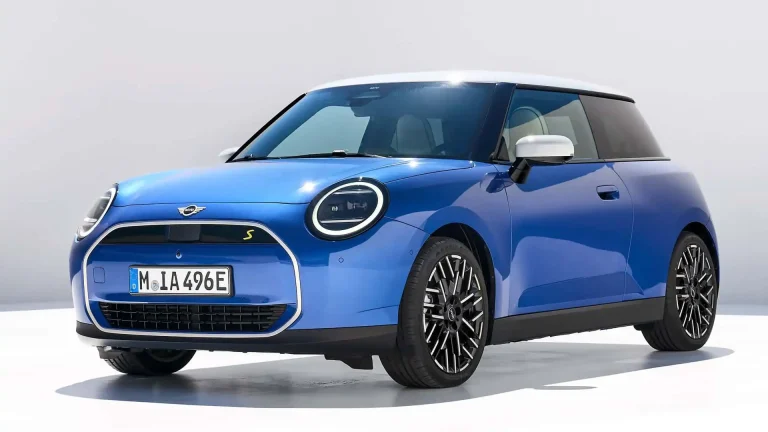 Las ventas de coches eléctricos en Alemania sufren un desplome del 69%: el país recupera de urgencia las ayudas