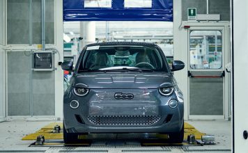 Nadie está comprando el Fiat 500 eléctrico, por lo que Stellantis ha decidido parar su producción
