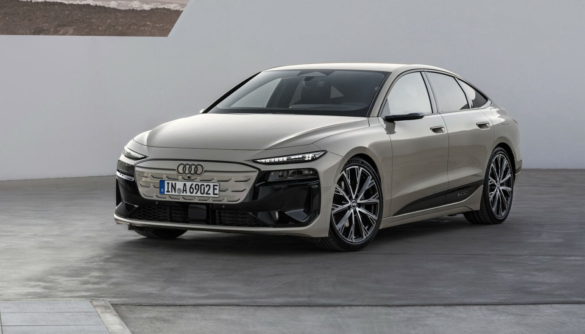 El Audi A6 Sportback e-tron estrena una versión más asequible para los que busquen autonomía