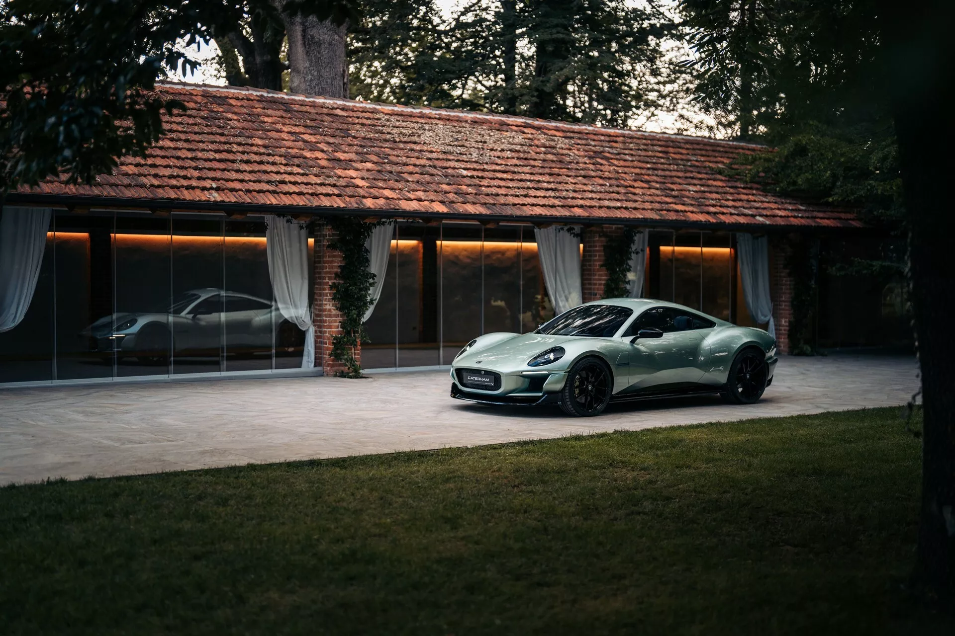 El Caterham Project V sigue avanzando en su desarrollo: usará un motor eléctrico de Yamaha