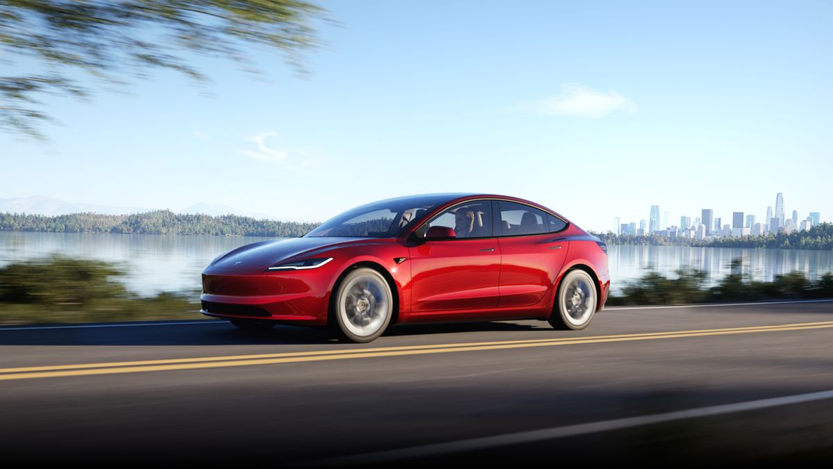 Tesla lanza el Model 3 Gran Autonomía RWD: el que más lejos llega, con 702 km de autonomía WLTP