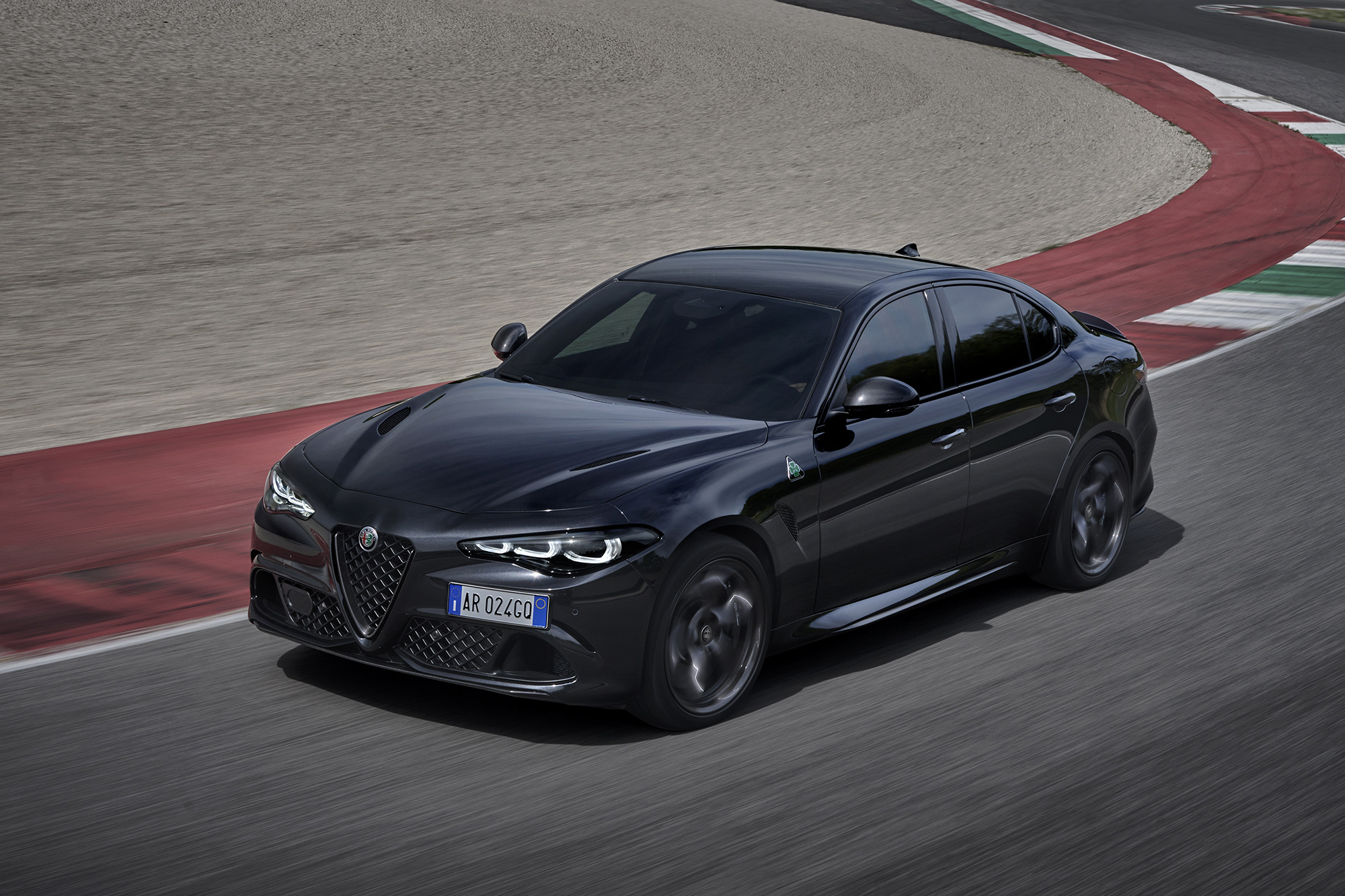 El Alfa Romeo Giulia dejará de ser una berlina: ¿sabes ya qué formato adoptará?
