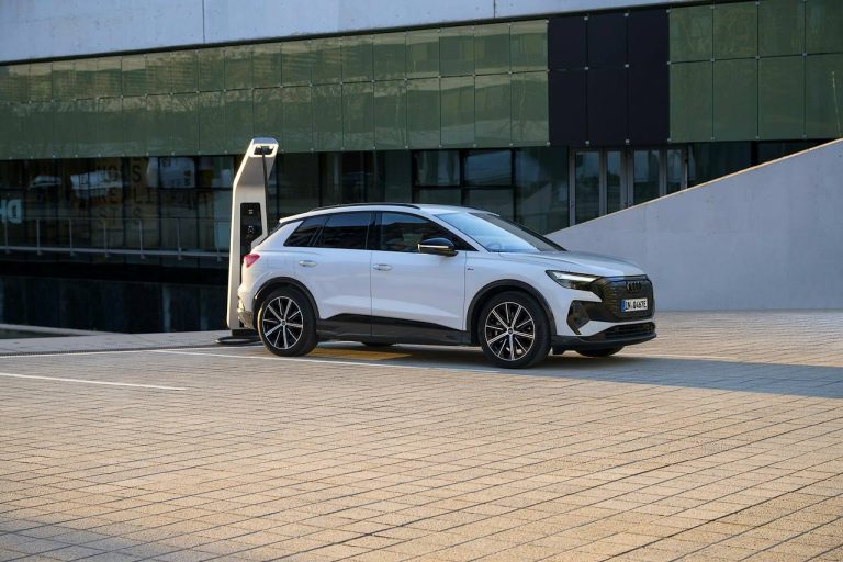 El Audi Q4 40 e-tron llega por menos de 40.000 euros… aunque con una importante limitación