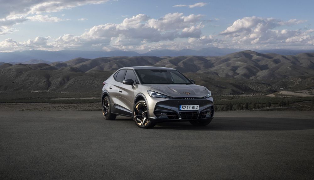 El CUPRA Tavascan a precio de derribo: ahora por menos de 40.000 euros, más barato que el Tesla Model Y
