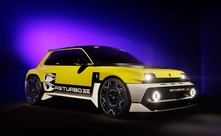 Vuelve el ‘culogordo’: así es el Renault 5 Turbo 3E con 540 CV, y 4.800 Nm de par