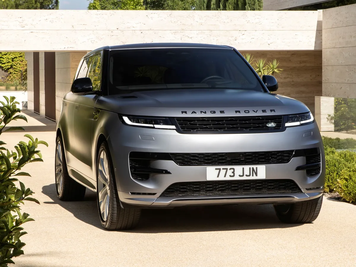 Jaguar Land Rover tiene un serio problema: detinenen todas sus exportaciones de vehículos a los Estados Unidos