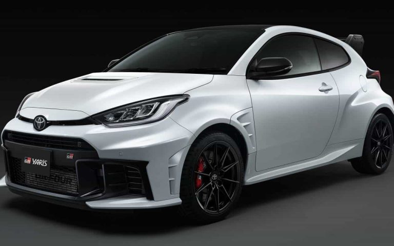 Gazoo Racing pone al día (de nuevo) el Toyota GR Yaris 2025: llega un paquete que lo hace más radical