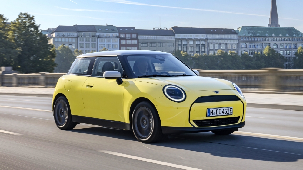 MINI también cambia su estrategia de electrificación: seguirá teniendo coches de combustión más allá de 2030