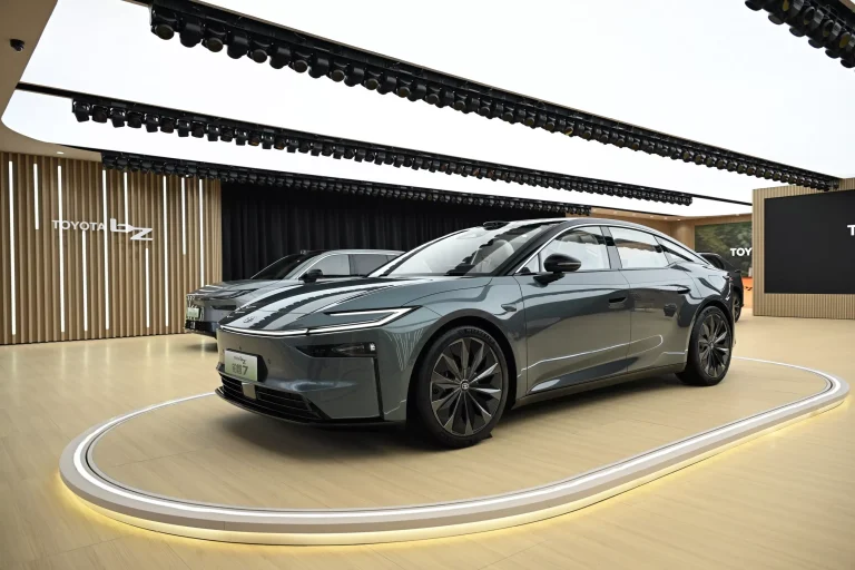 Toyota presenta el bZ7… pero no lo veremos (de momento) por aquí