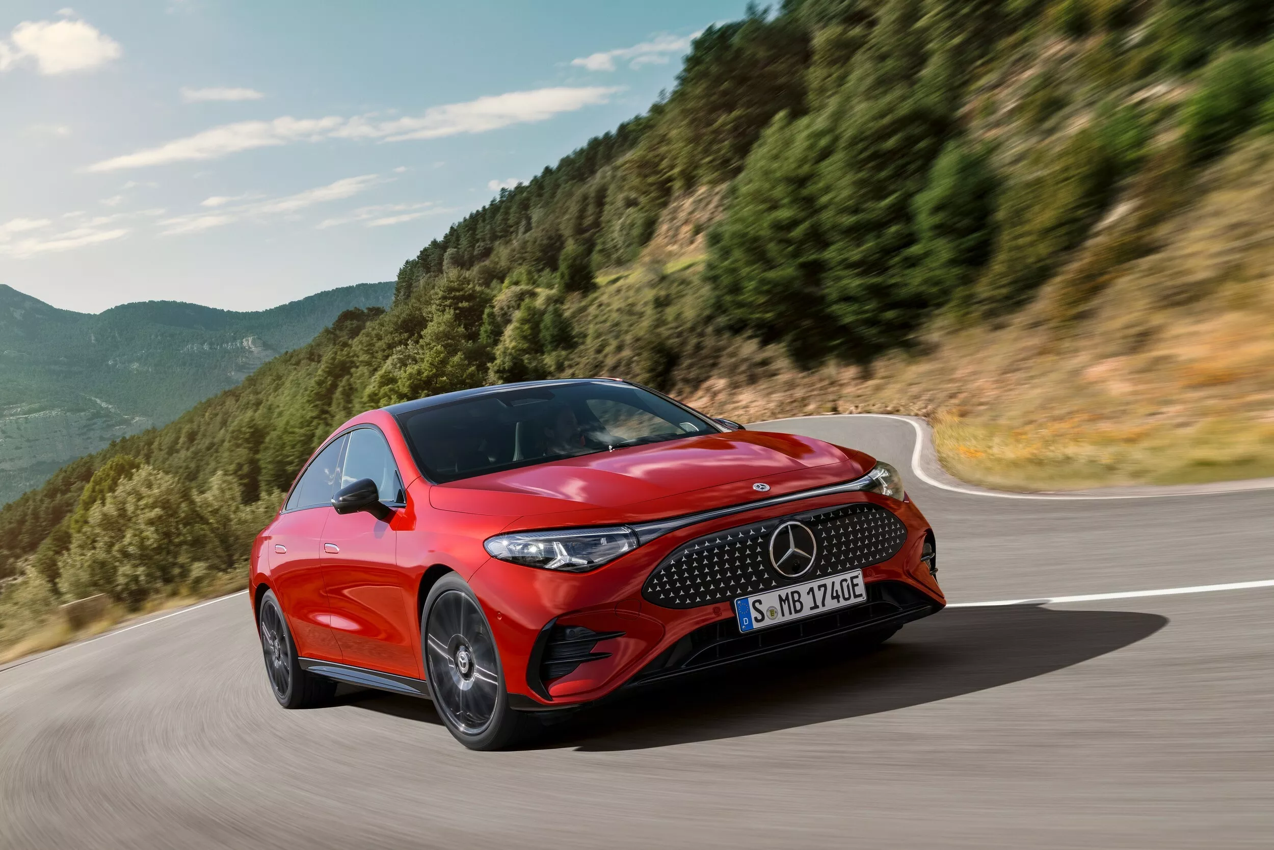 El nuevo Mercedes CLA eléctrico tiene un gran problema que complica los viajes largos con él