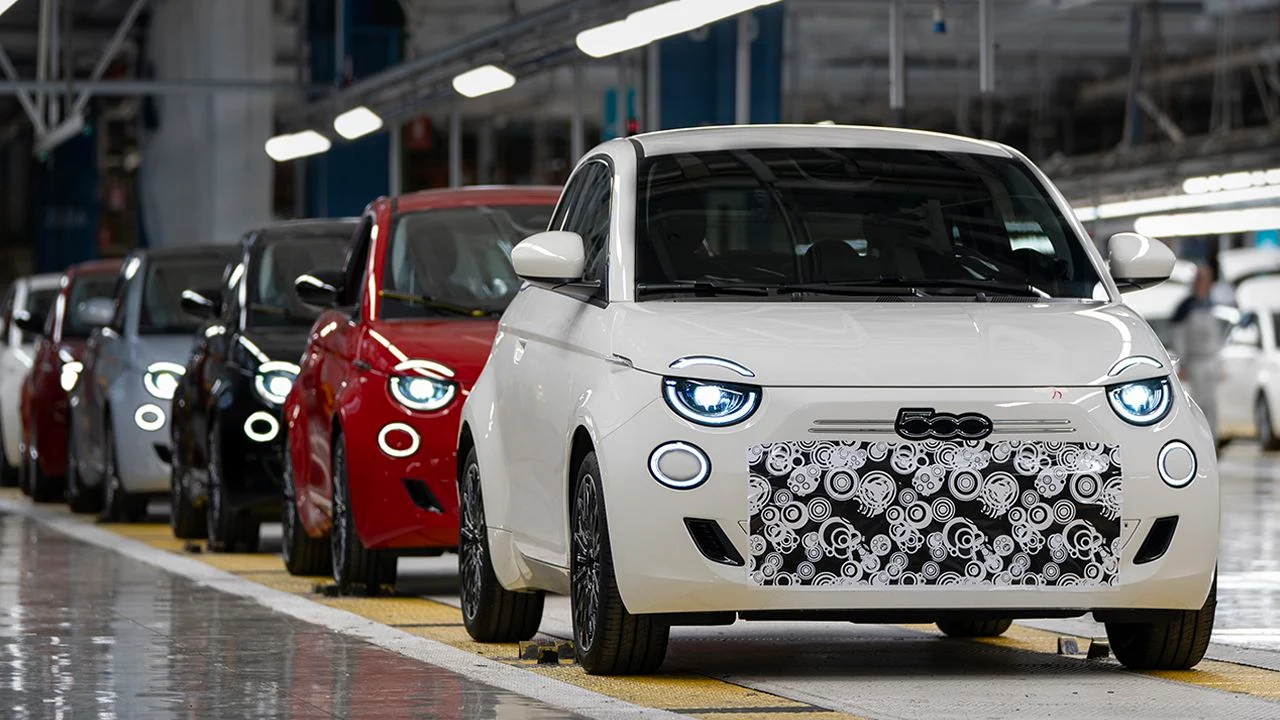 El Fiat 500 volverá a ser híbrido próximamente: ¿el próximo superventas europeo?