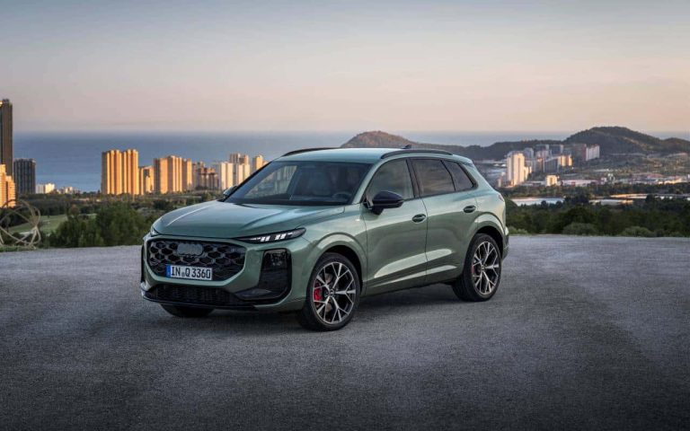 La nueva generación del Audi Q3 llega con versiones gasolina, diésel, MHEV, PHEV… y un curioso mando para los intermitentes