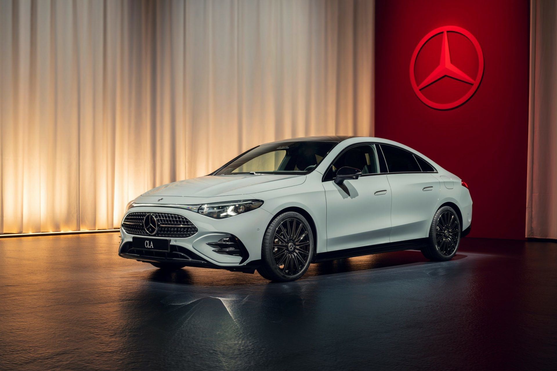 El nuevo Mercedes CLA está arrasando… algunos clientes no recibirán su coche hasta 2026