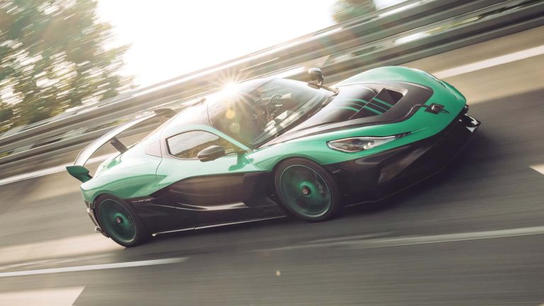 El Rimac Nevera R logra un buen puñado de récords y deja a Koenigsegg en evidencia