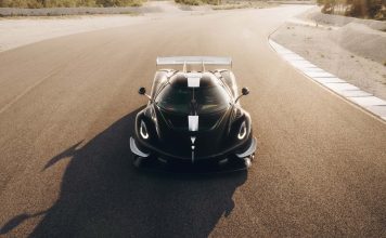 Koenigsegg rechaza de momento subirse al tren eléctrico ante la falta de demanda: seguirá apostando por la combustión koenigsegg sadair s spear