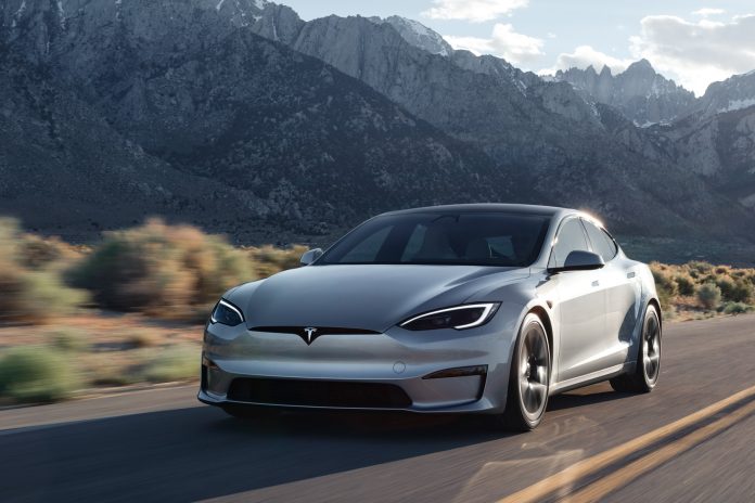 tesla model s 2025
