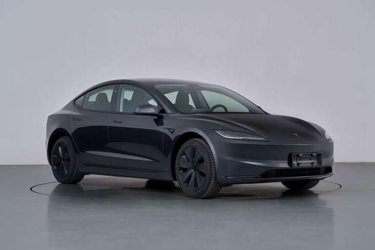Los Tesla Model 3+ y Model YL llegan a China: hasta 830 km de autonomía en ciclo CLTC