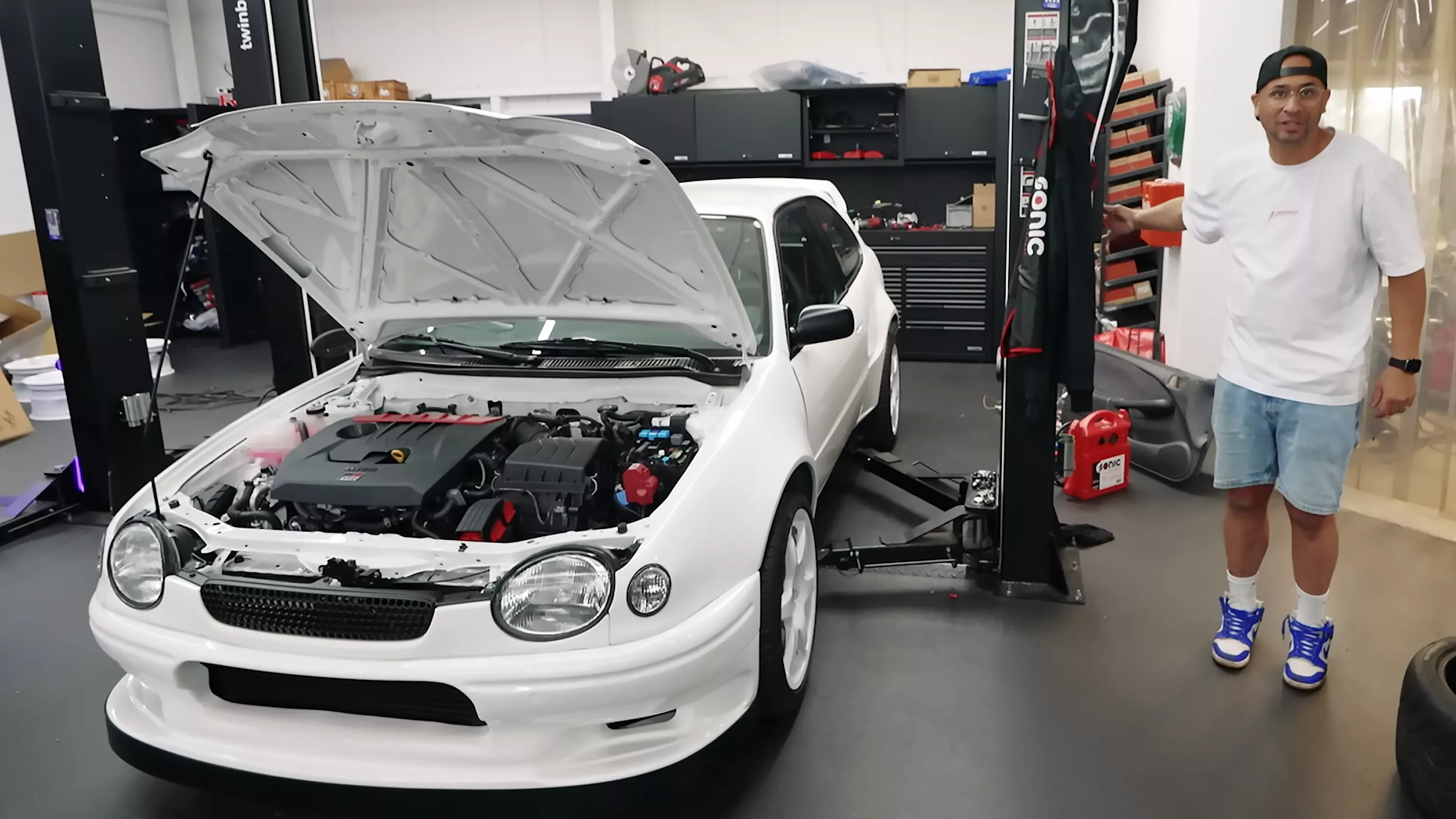 toyota corolla gr yaris 2